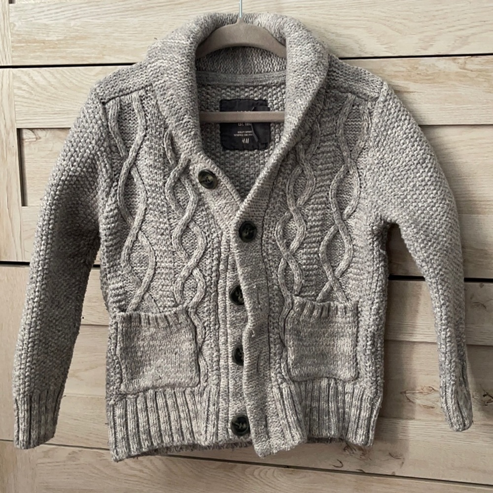 H&M toddler sweater size US 2-4yrs